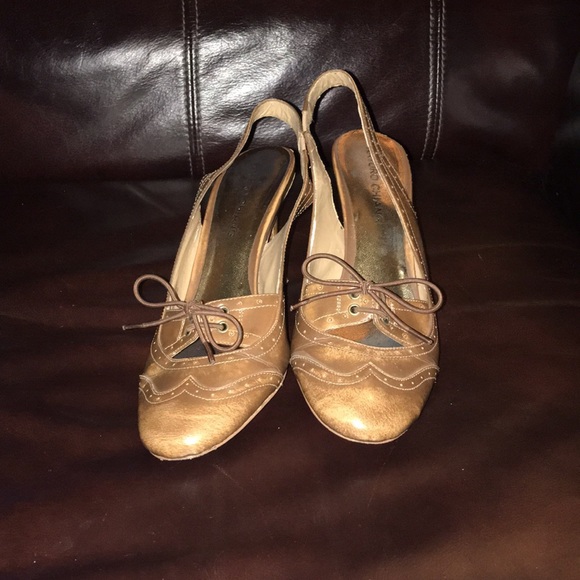 Arturo Chiang Light Brown Sling Back Heels - Picture 4 of 5